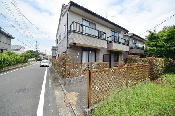 フェアリーズガーデン入西の物件外観写真